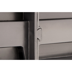 Płyta warsztatowa z pojemnikami