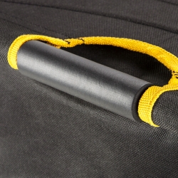 Stołek z torbą monterską