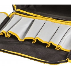 Stołek z torbą monterską