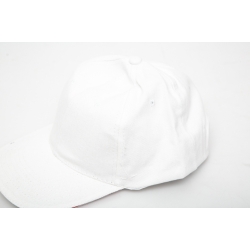 LAHTI PRO CZAPKA Z DASZKIEM BIAŁA L1811300