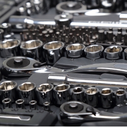 ZESTAW KLUCZY NASADOWYCH PROLINE 217 EL.58217