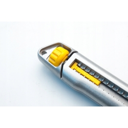 STANLEY NÓŻ INTERLOCK tapetowy budowlany 18MM