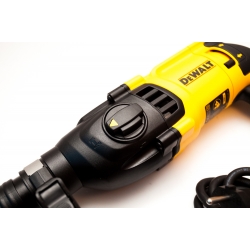 DEWALT MŁOTOWIERTARKA SDS+ D25133K 800W